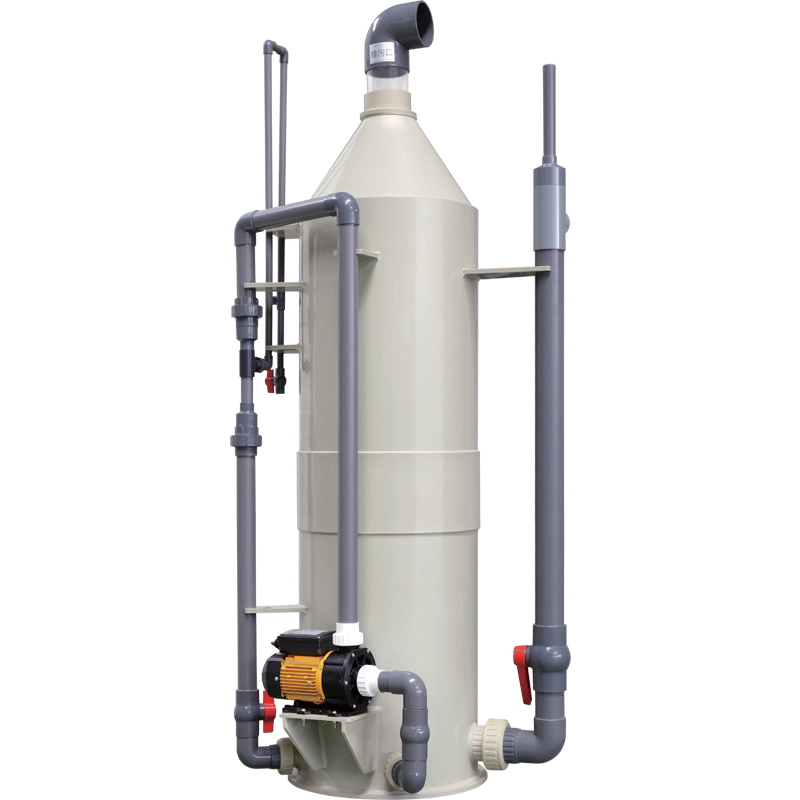 Compact Protein Skimmer configuration for aquaculture water treatment
